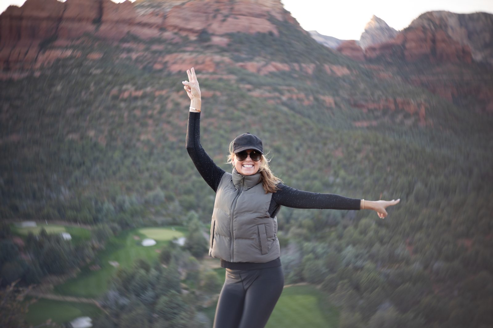Sunset overlook from Airport Mesa above the red rocks of Sedona